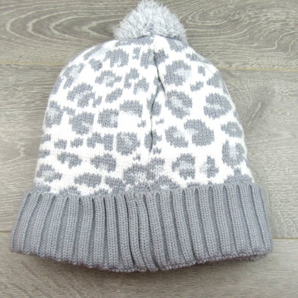 Nike Sportwear Snow Leopard Womens Pom Beanie One Size NEW - Picture 6 of 10